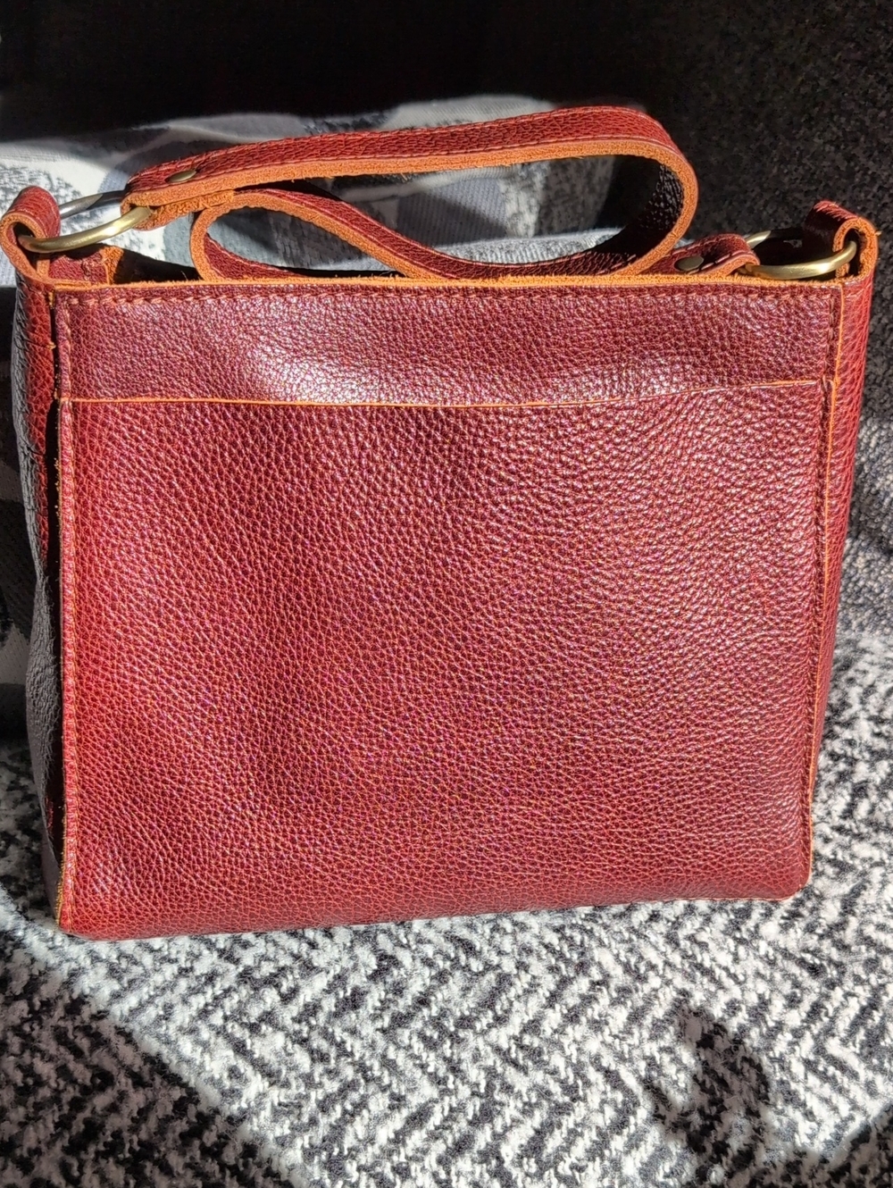 Portland Leather Nutmeg Triangle Shoulder Bag Classic Size EUC